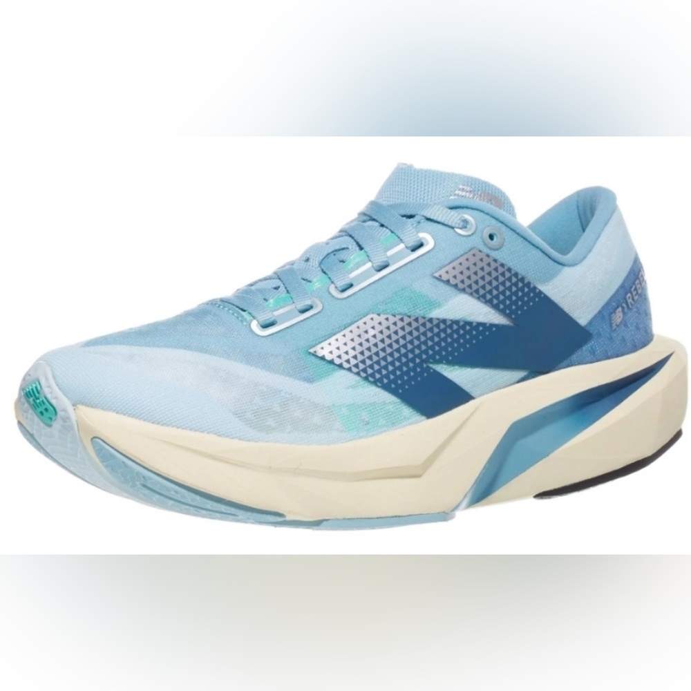 New Balance Rebel V4 NEW IN BOX 7.5